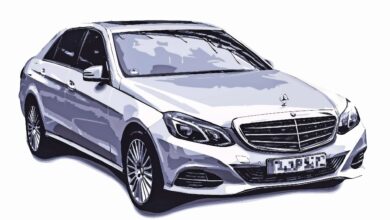 Copyright: Illustration: Max Bürger / BU: Der Mercedes-Benz E 220 CDI ruckelt beim Anfahren, und die Gangwechsel sind hart und stark verzögert.