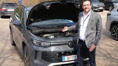 Copyright: Peter Seipel / BU: Richard Gollatsch, Technik- und Produkttrainer für VW bei der Porsche Holding, ist vom Erfolg des Tayron überzeugt.