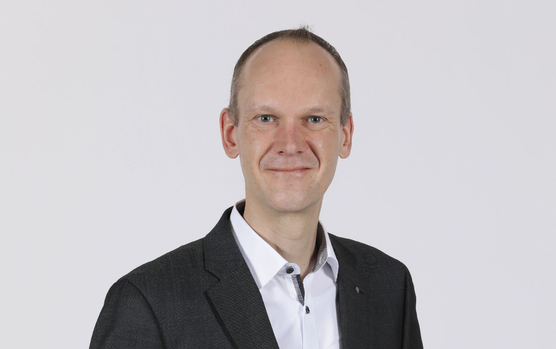Copyright: Renault Österreich / BU: Der neue Renault Österreich Geschäftsführer Ralf Benecke will die Mobilität von morgen aktiv mitgestalten.