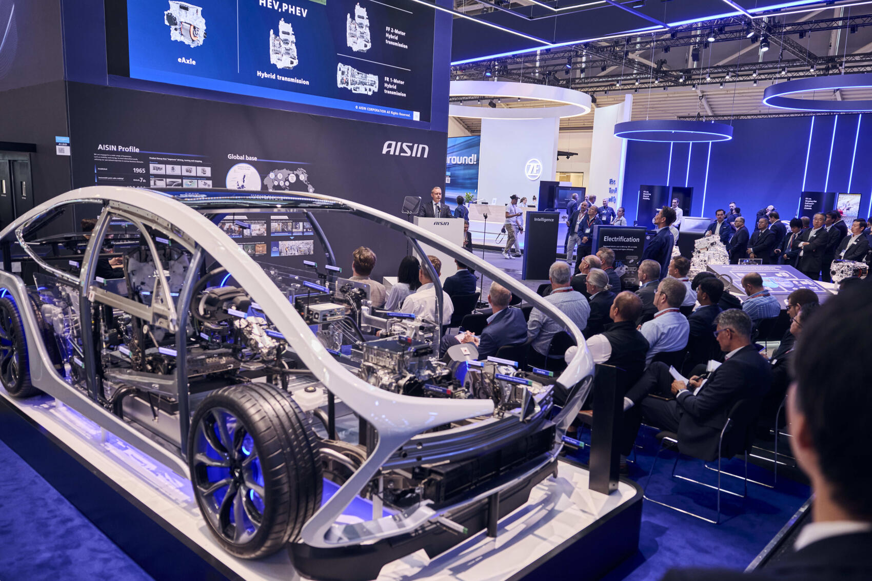 Vortrag und technisches Modell auf der IAA