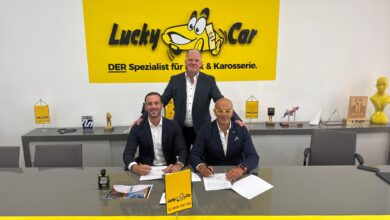 Unterfertigung Lucky Car und Castrol