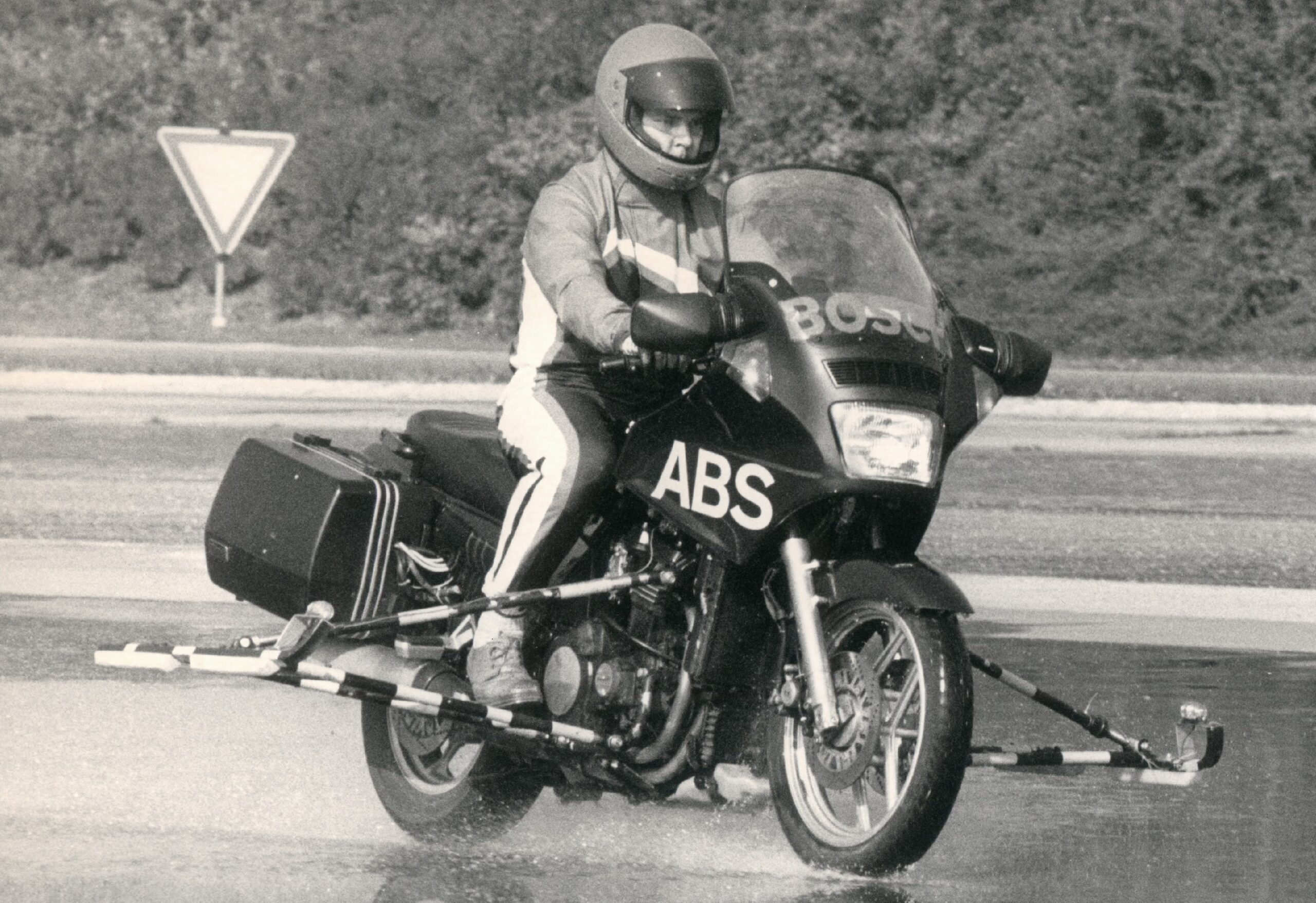 Motorrad mit ABS Test