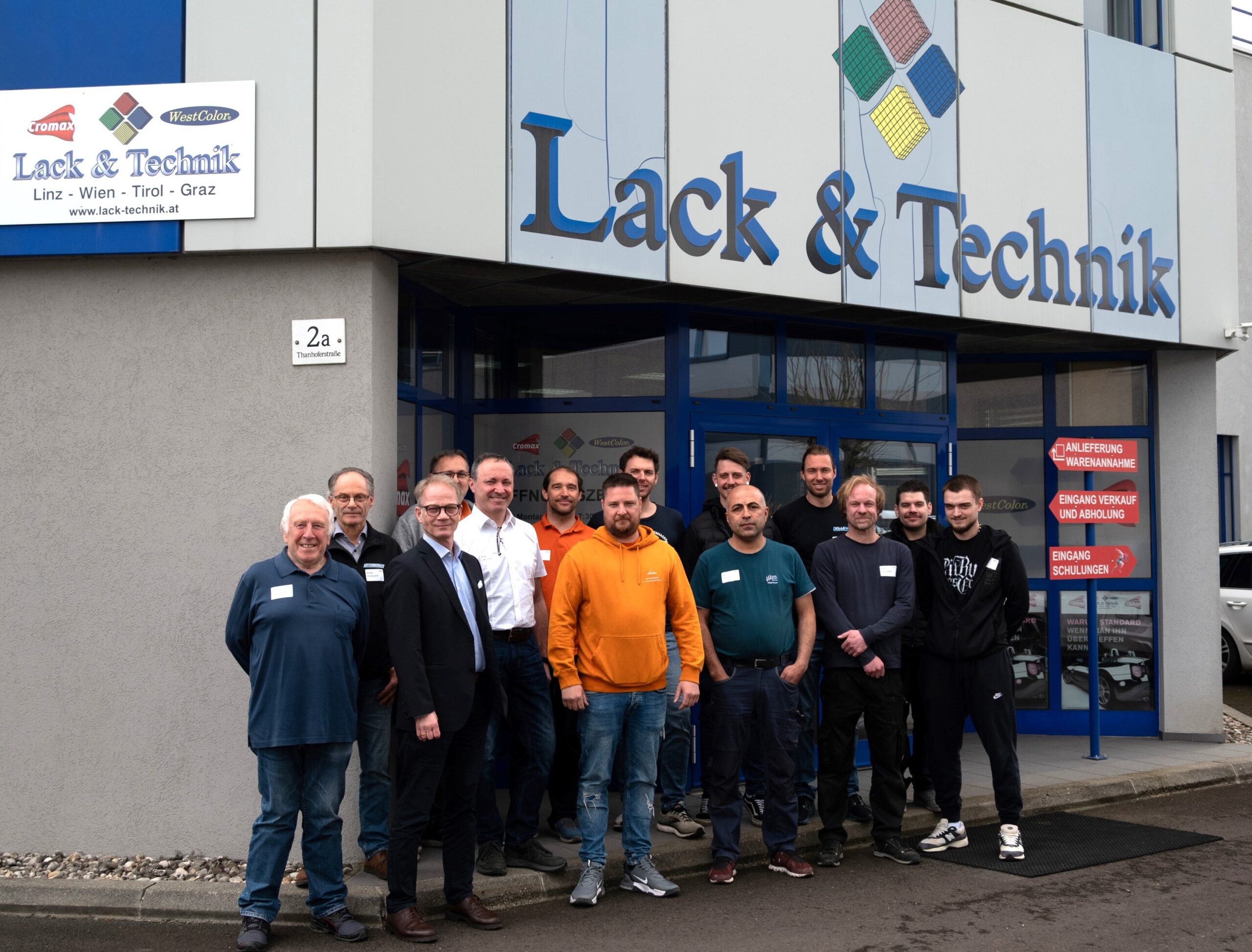 Fünf neue zertifizierte Dellentechniker