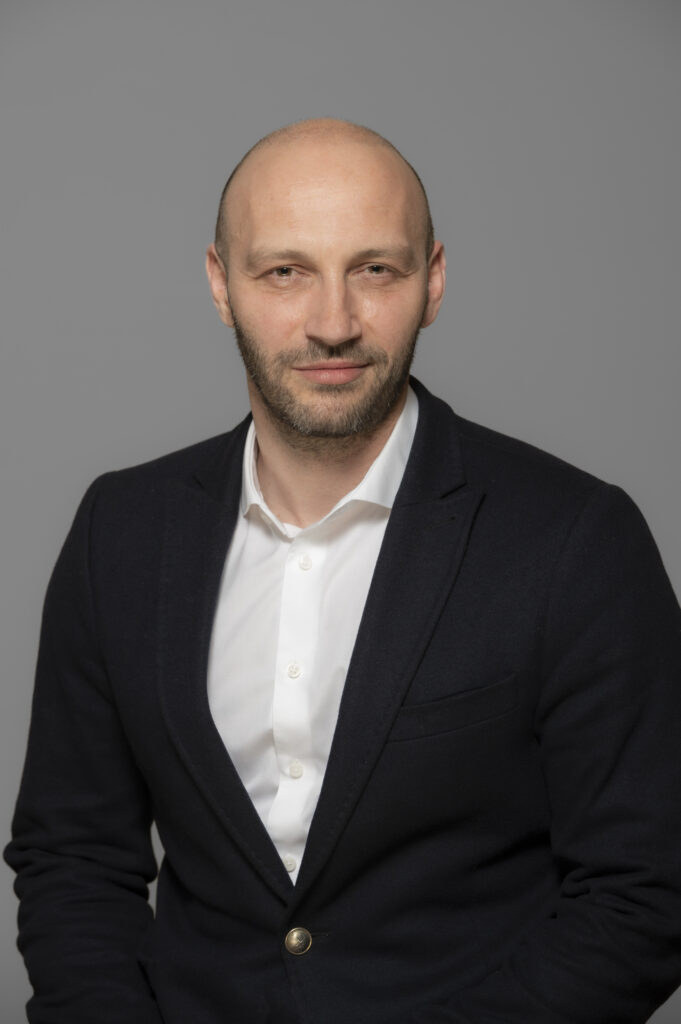 Andreas Handl Santander