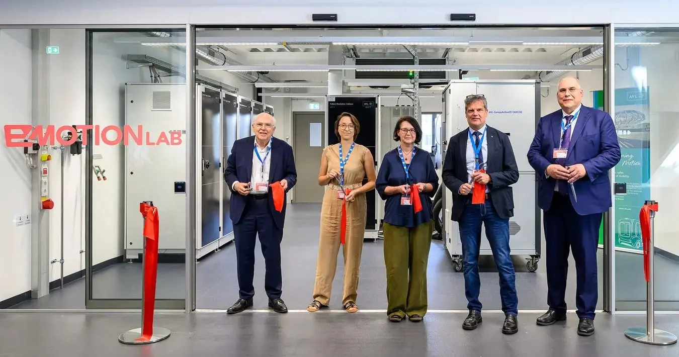 Neues eMOTION Lab erforscht Schlüsseltechnologien für E-Antriebe
